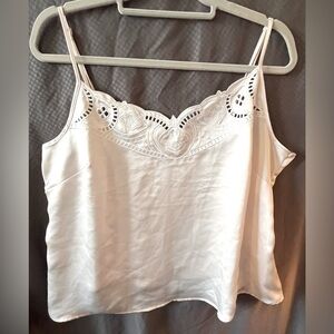 H&M Women’s Silky Cream Cami Top, 
V-Shaped Neckline w/Wide Lace Trim; 
Size XL